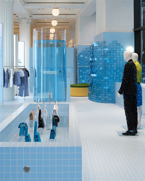 le bleu jacquemus shop.